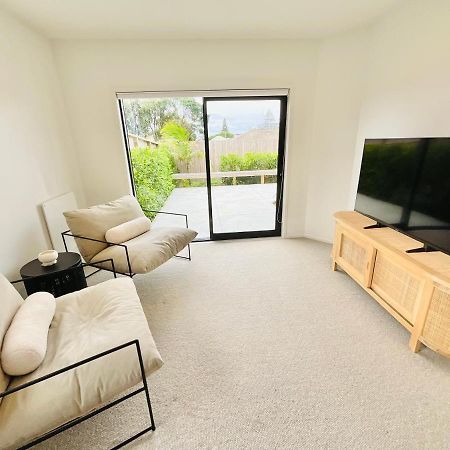 Deluxe Downtown Mount Maunganui Villa Eksteriør billede