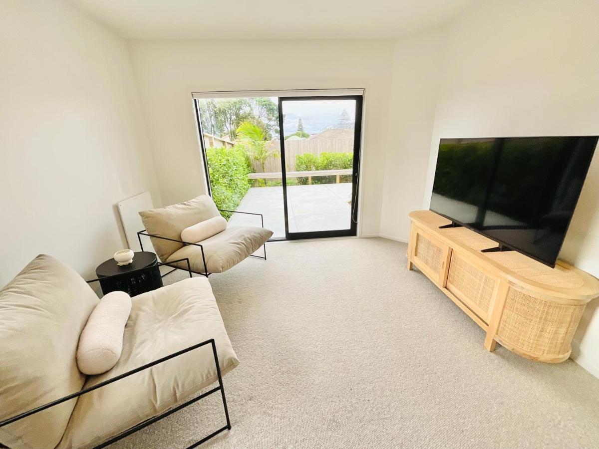 Deluxe Downtown Mount Maunganui Villa Eksteriør billede