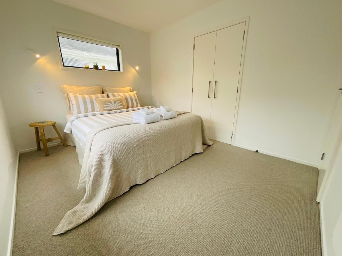 Deluxe Downtown Mount Maunganui Villa Eksteriør billede