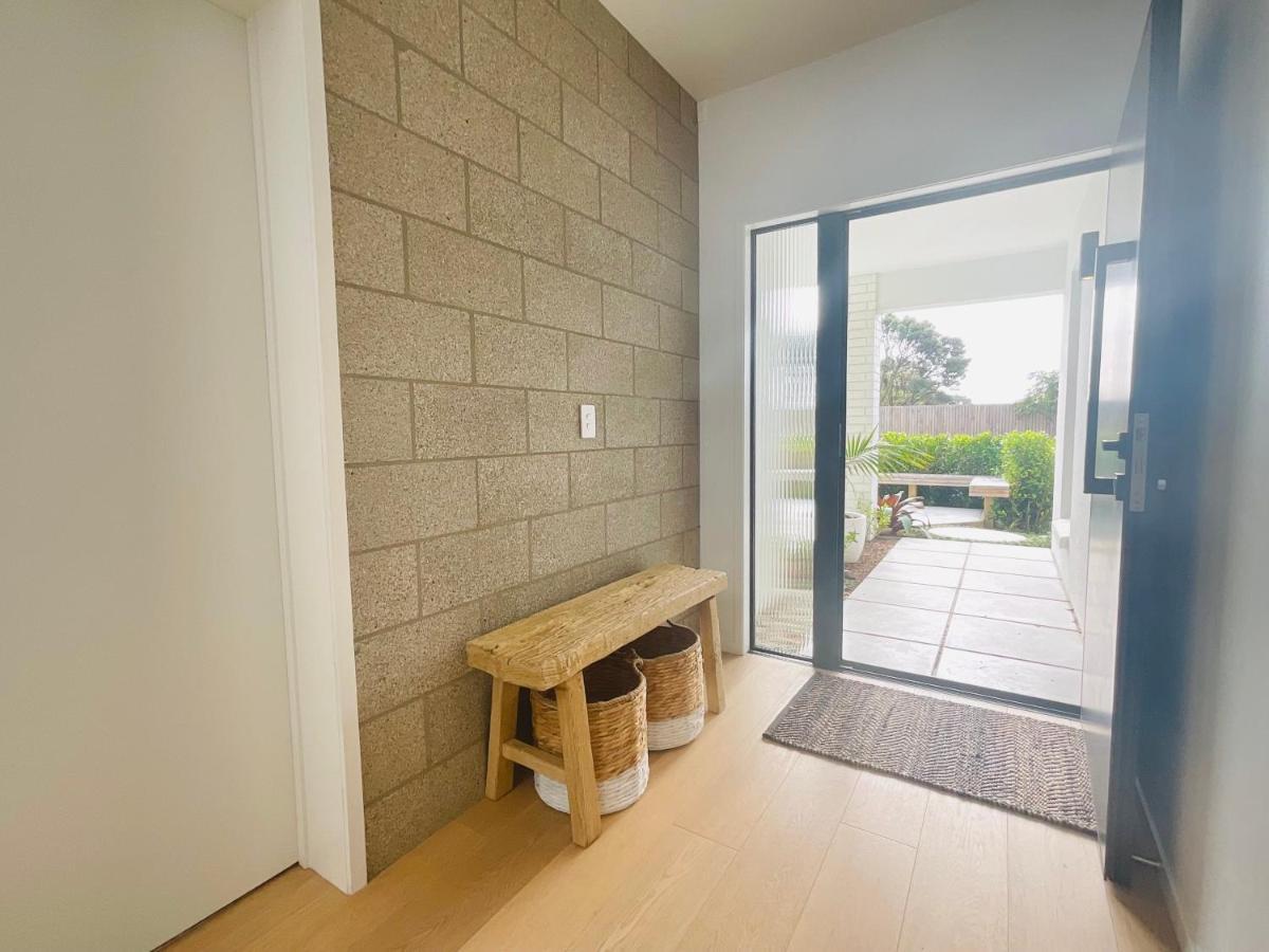 Deluxe Downtown Mount Maunganui Villa Eksteriør billede