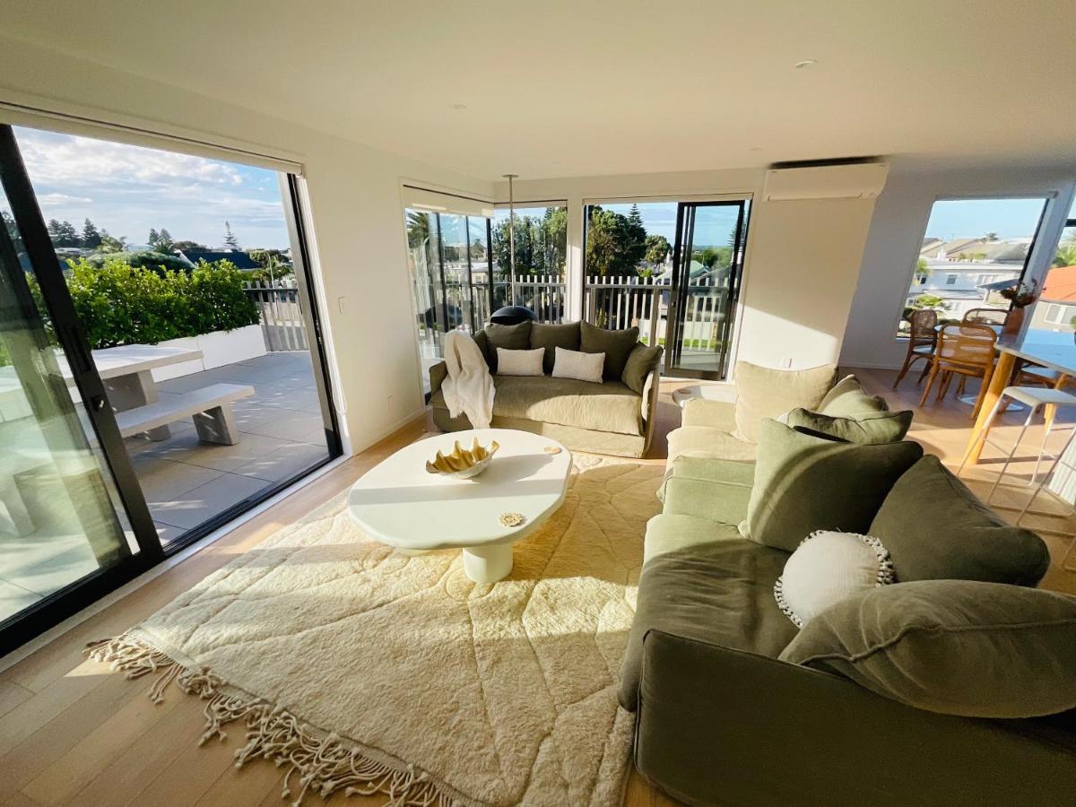Deluxe Downtown Mount Maunganui Villa Eksteriør billede