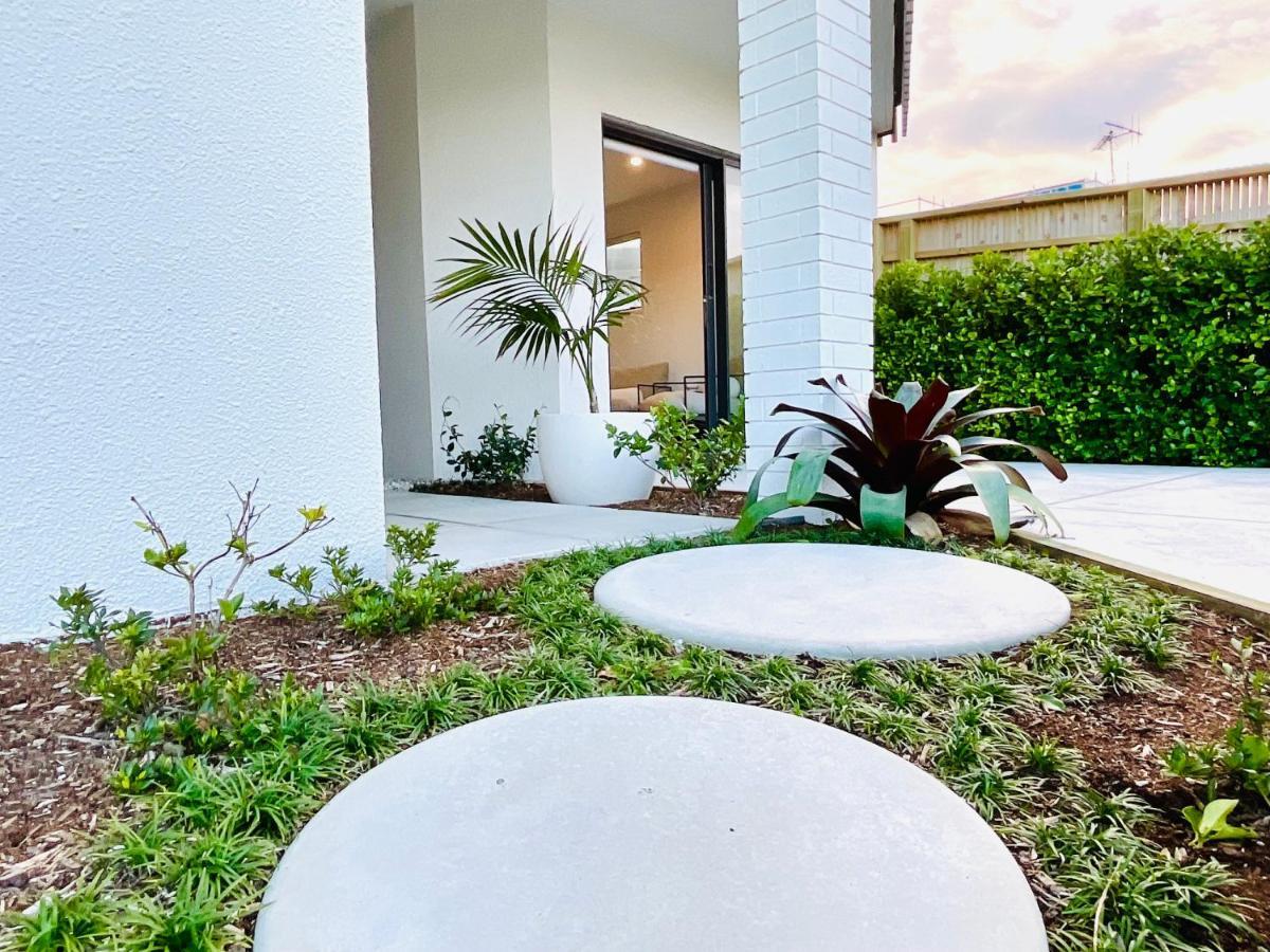Deluxe Downtown Mount Maunganui Villa Eksteriør billede